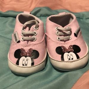Baby girl Minnie Mouse shoes